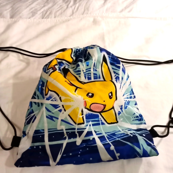 Pokemon Pikachu Drawstring Backpack - Picture 3 of 3